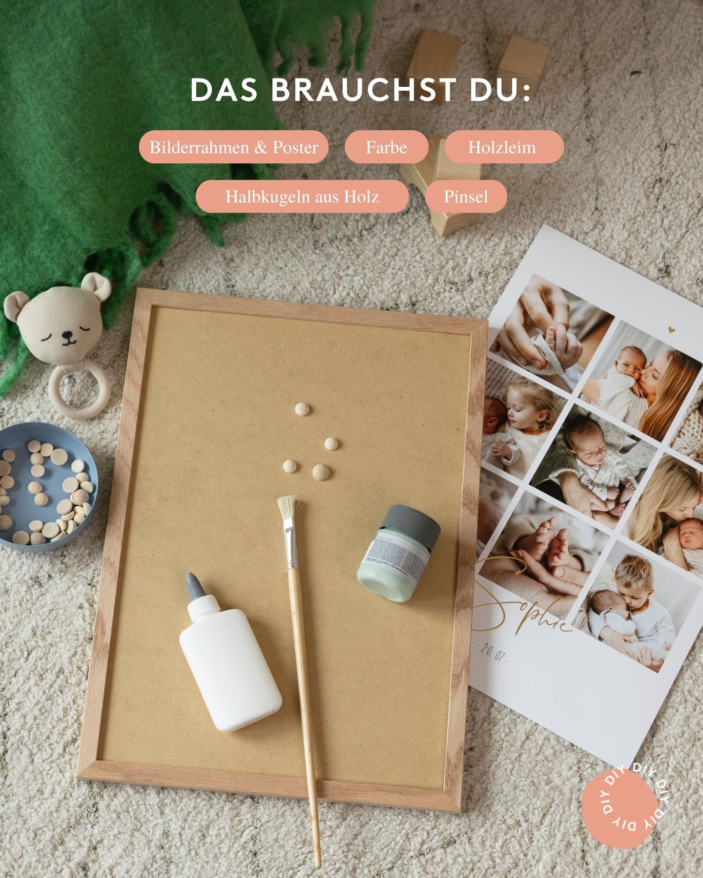 Bilderrahmen-Upcycling. Bilderrahmen für Babyposter und Familienbilder mit Farbe und Halbkugeln aus Holz pimpen. Alle Materialien: Bilderrahmen, Poster, Farbe, Halbkugeln aus Holz, Holzleim, Pinsel.